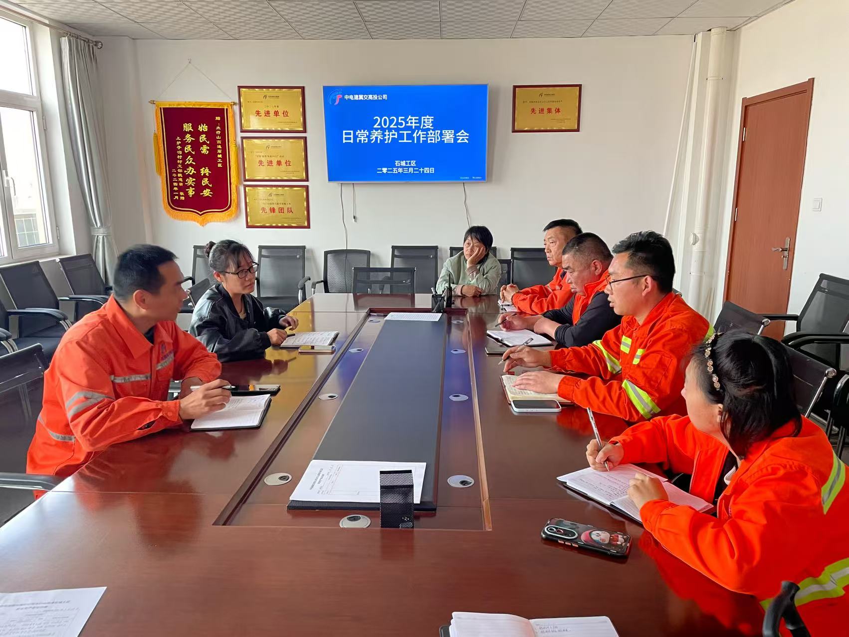 c7f0386f534bf55de575d5b36bb7d50.jpg c7f0386f534bf55de575d5b36bb7d50.jpg