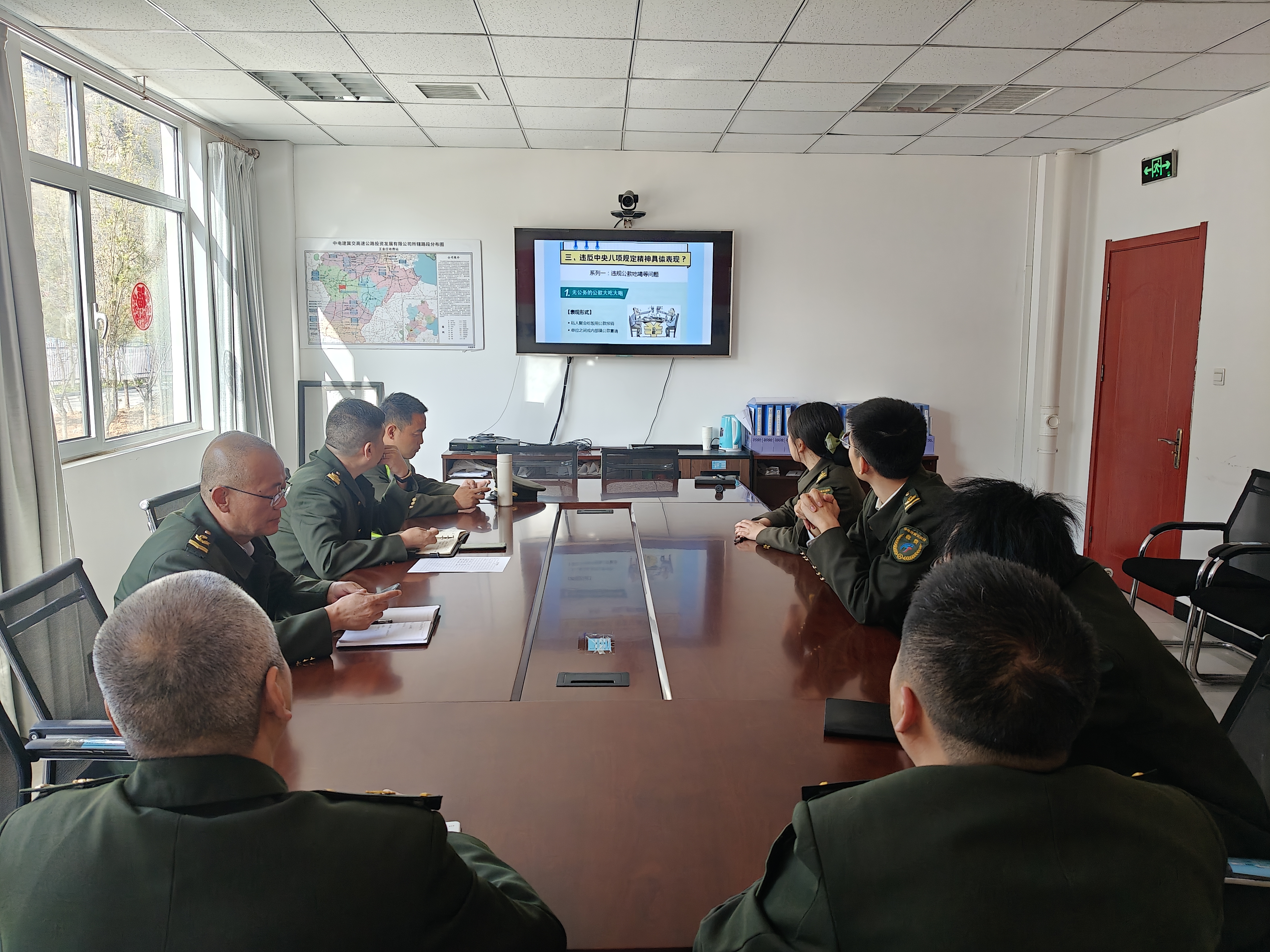 f22c5e1b8d5b33ad8cd5e75ab344e92.jpg f22c5e1b8d5b33ad8cd5e75ab344e92.jpg