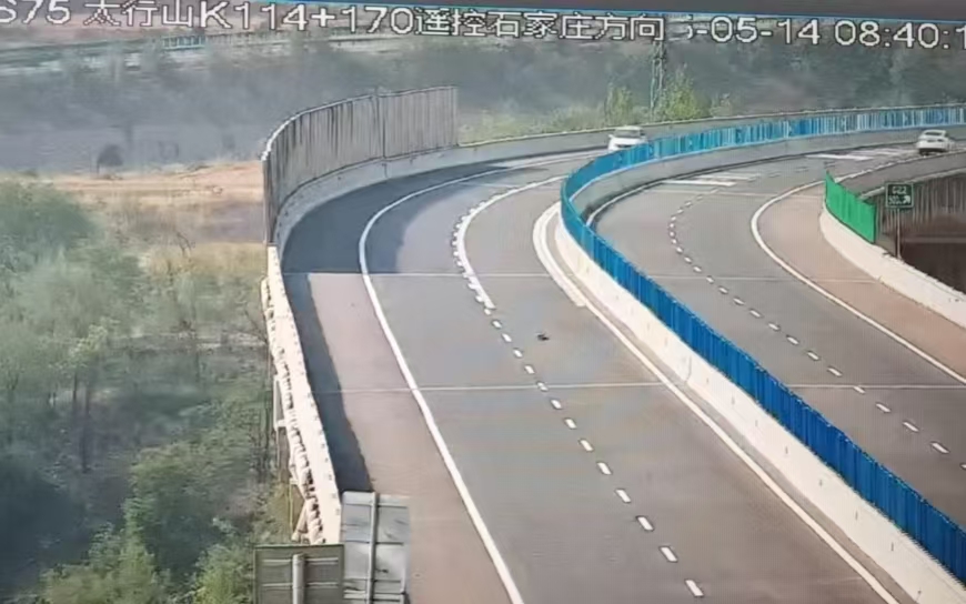 1aa15377c39f10327eccf95ada2daae.jpg