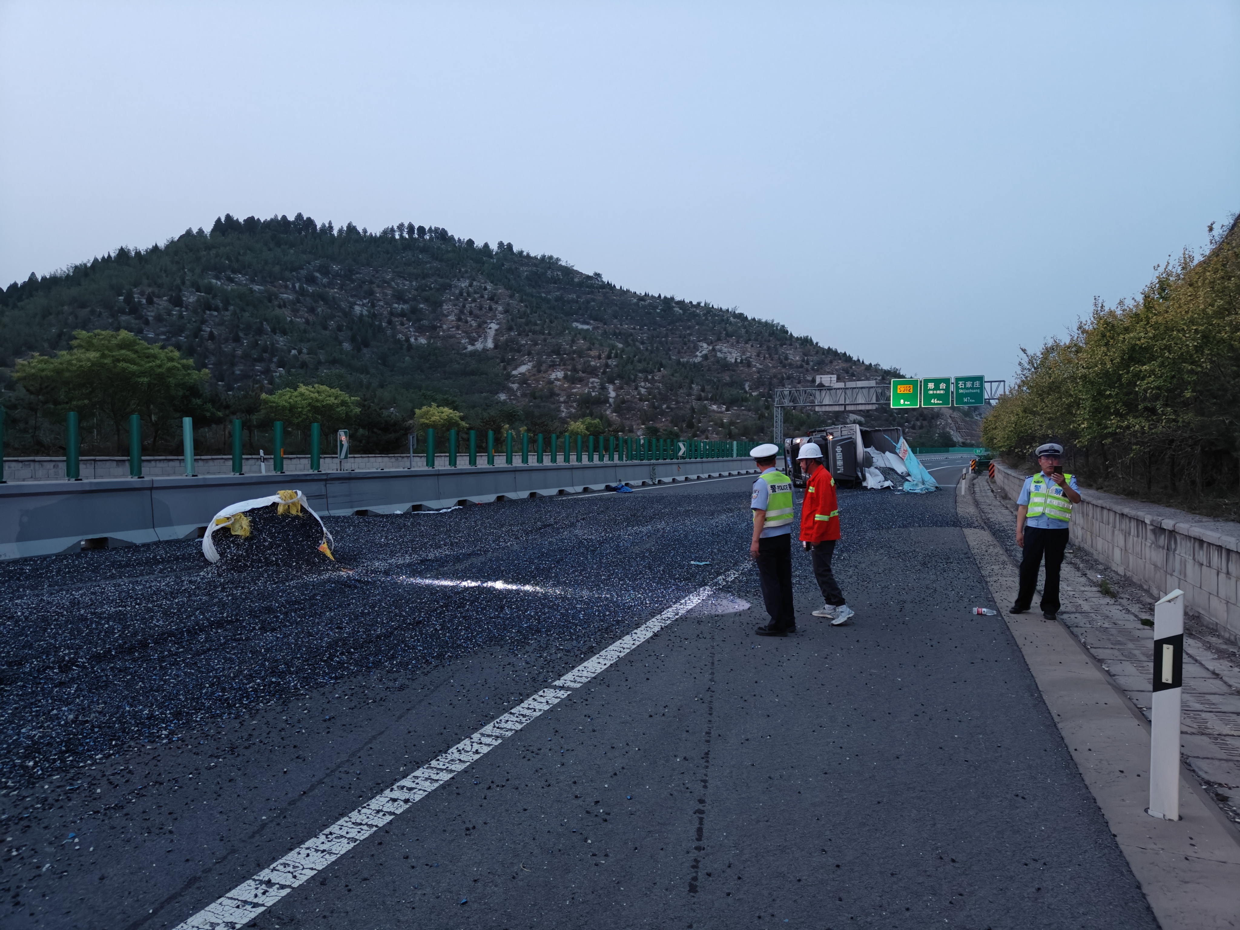 ac8b1b4d7db0c8988d72f9c5d4f37de.jpg ac8b1b4d7db0c8988d72f9c5d4f37de.jpg