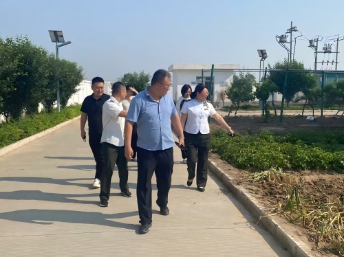 C:\Users\Administrator\Desktop\图片1.jpg C:\Users\Administrator\Desktop\图片1.jpg